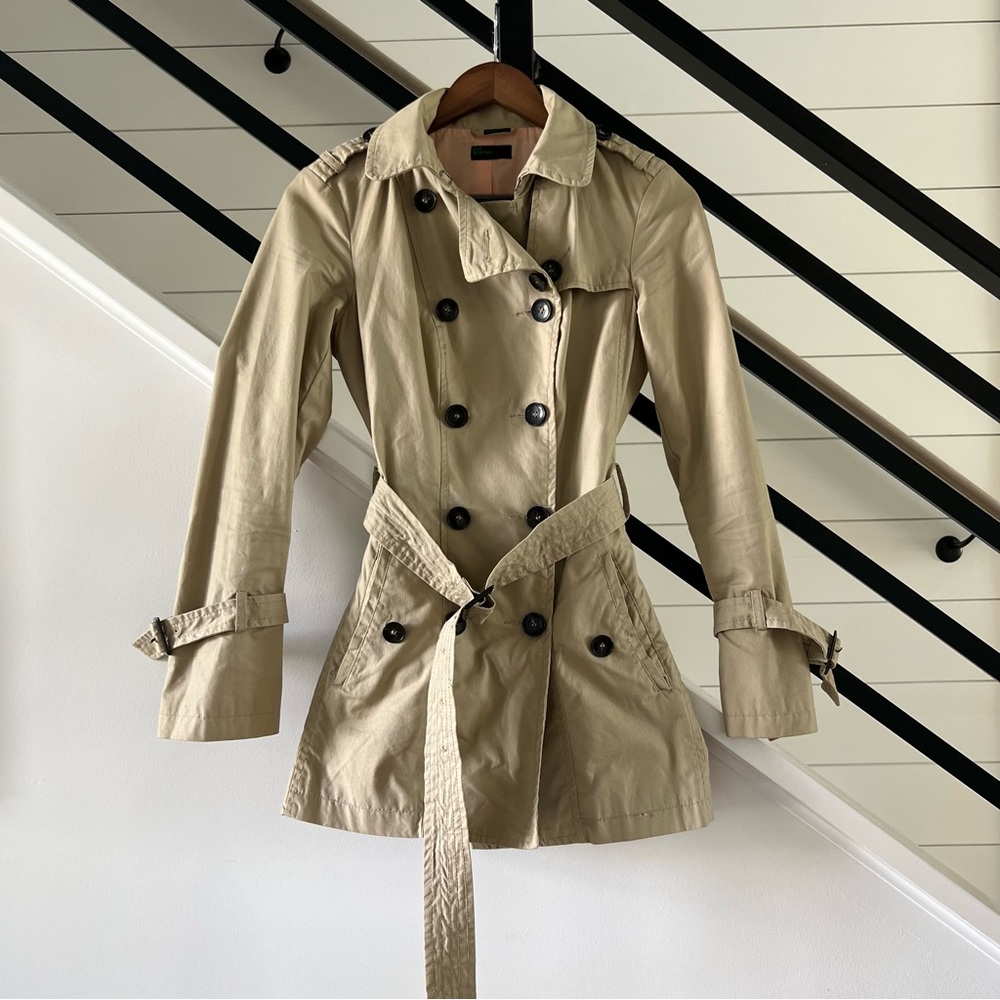 Tan Trench Coat, United Colors of Benetton
